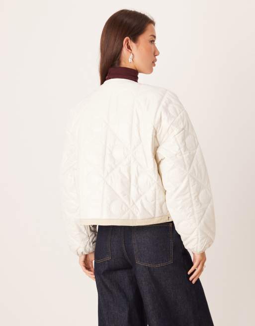 Calvin Klein - Veste matelassée à logo et doublure brillante - Blanc cassé, 2 de 4