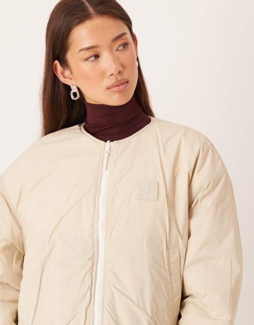 Calvin Klein - Veste matelassée à logo et doublure brillante - Blanc cassé, 3 de 4