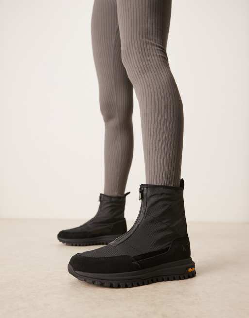 Calvin Klein – Vibram – Svarta stövlar i nylon med dragkedja, 3 av 4