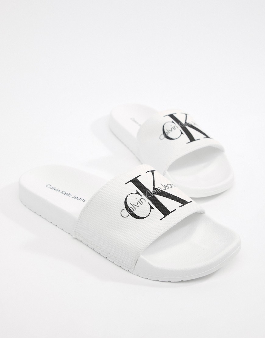 Calvin Klein - Viggo - Slippers met logo in wit