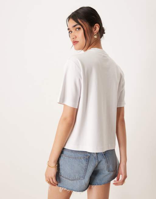 Calvin Klein – Vit och rosa t-shirt med broderad logga, 4 av 4