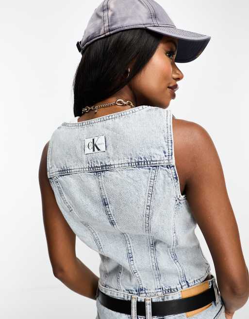 Calvin Klein – Weste aus Denim im Korsettstil in heller Waschung mit Unterbrustdesign , 3 von 4
