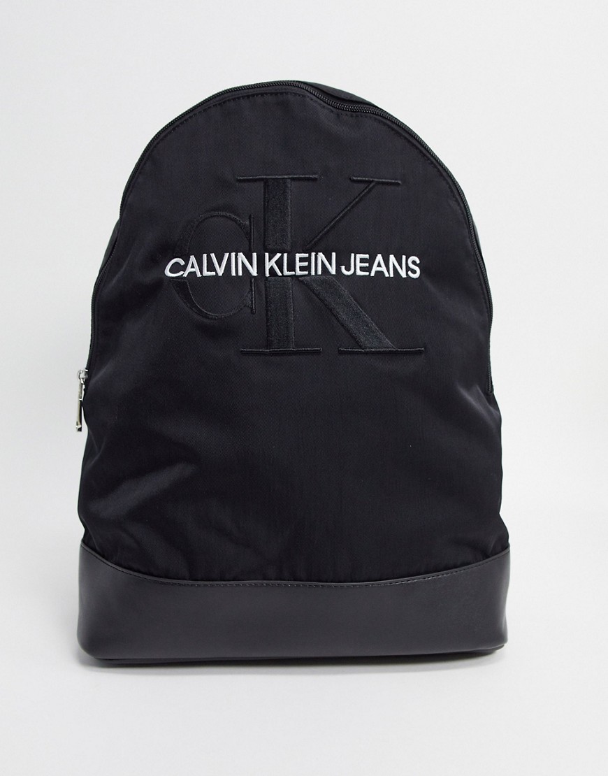 Calvin Klein - Zaino in nylon con monogramma-Nero