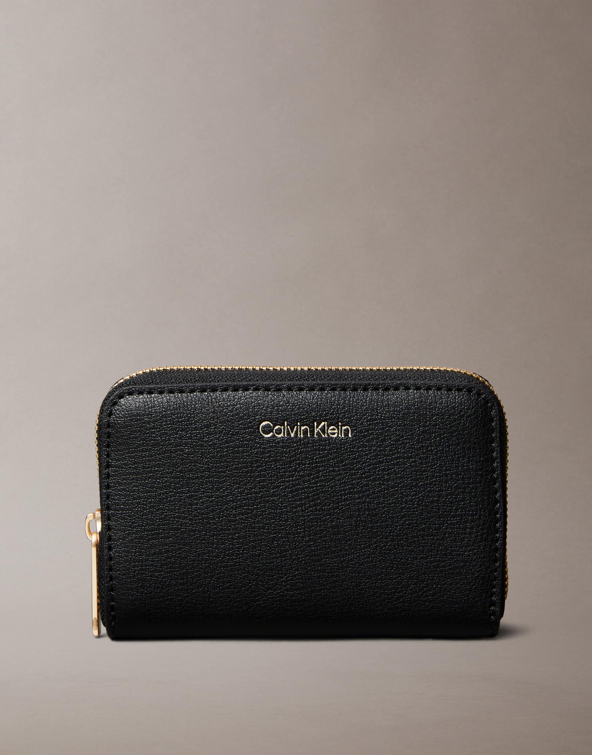 calvin klein zip wallet in black