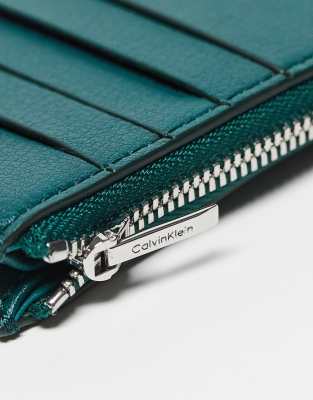 Calvin Klein Zip Wallet In Green
