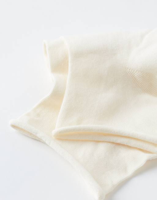 Calzedonia Cotton bandless short socks in milk, 2 of 4