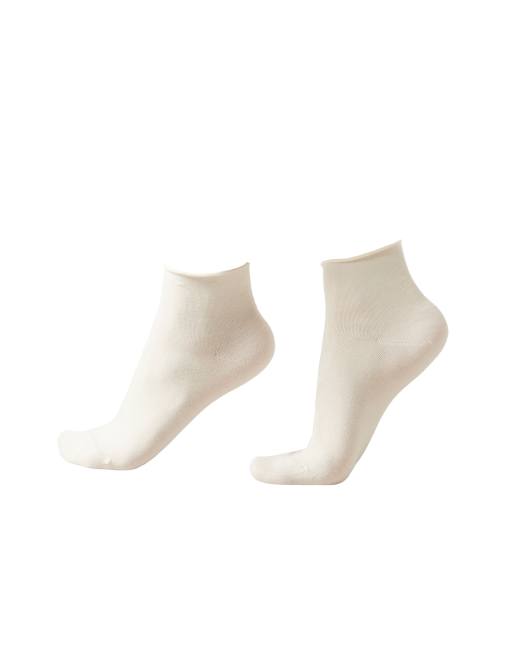 Calzedonia Cotton bandless short socks in milk, 4 of 4