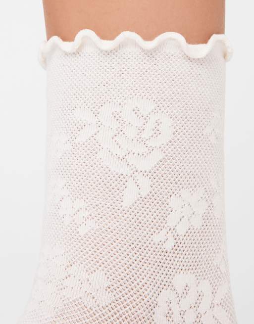 Calzedonia Lace-effect socks in milk lace, 4 of 4