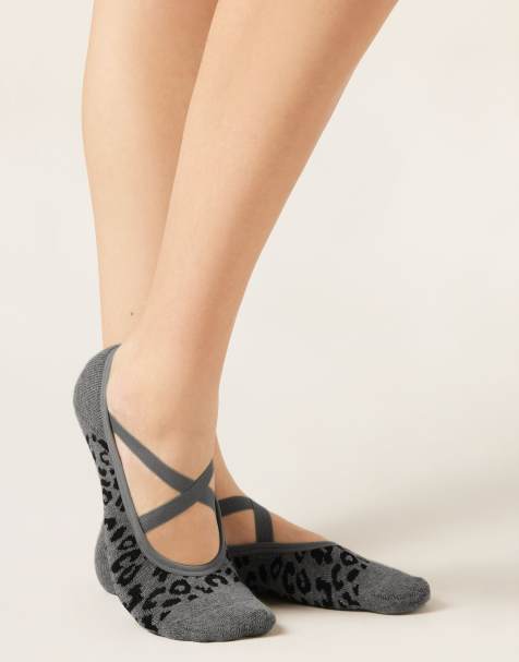 Calzedonia Non-slip crossover pilates socks in grey animal print - view 1