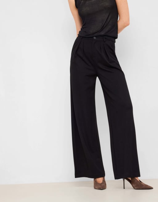 Calzedonia Pleated palazzo trousers in black, 4 of 6
