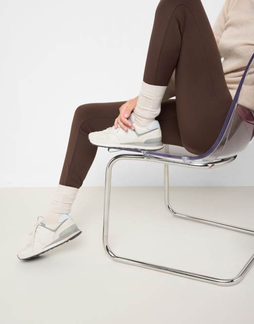 Calzedonia Plush thermal leggings in brown, 4 of 6