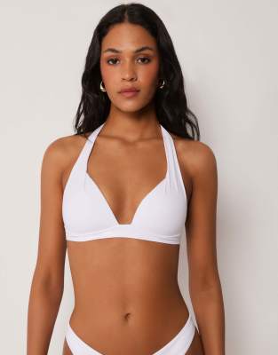 White Triangle 4