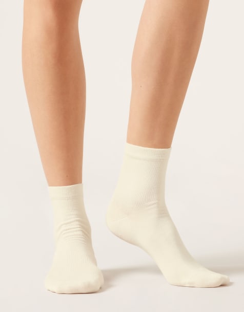 Calzedonia Trim detail short socks in milk - view 1