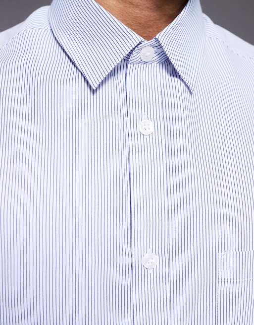 Camisa a rayas azules de corte estándar de popelina de ASOS DESIGN, 5 de 5