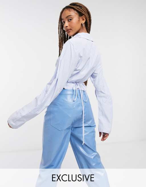 Camisa ajustada a rayas azules con mangas estilo cocoon de COLLUSION