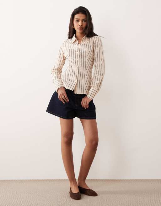 Camisa amarillo crema a rayas entallada de popelina de Miss Selfridge, 2 de 4