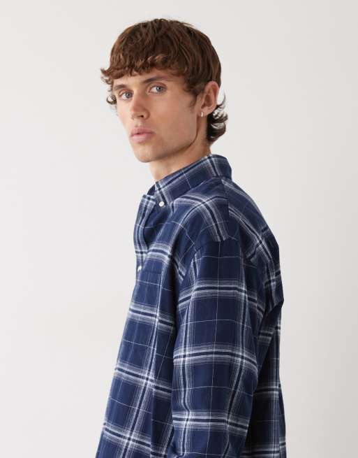 Camisa azul a cuadros de manga larga de franela de Weekday, 4 de 5