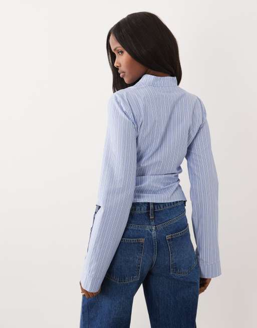 Camisa azul a rayas con cuello mao y cintura entallada de ASOS DESIGN, 4 de 4