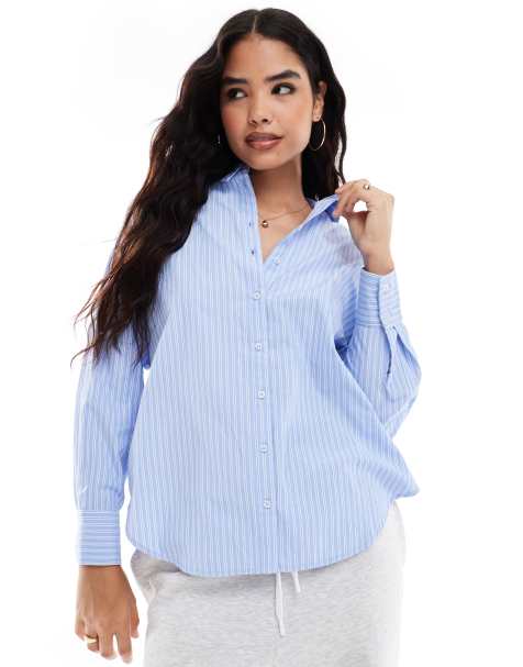 Camisa azul claro a rayas blancas extragrande de Vero Moda - view 1