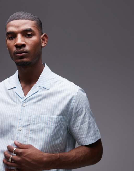 Camisa azul claro a rayas de manga corta y corte cuadrado de Topman