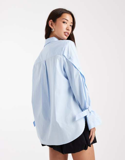 Camisa azul claro abotonada con detalle de abertura lateral de French Connection, 2 de 4