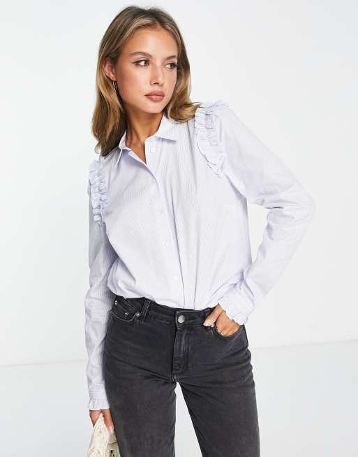 Camisa azul con volantes en los hombros Cute de Scalpers