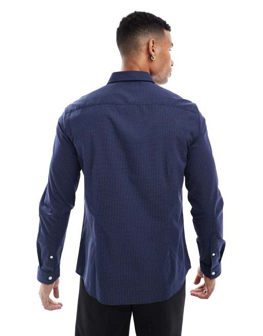 Camisa azul marino de corte slim con botones y diseño de lunares de ASOS DESIGN, 4 de 4