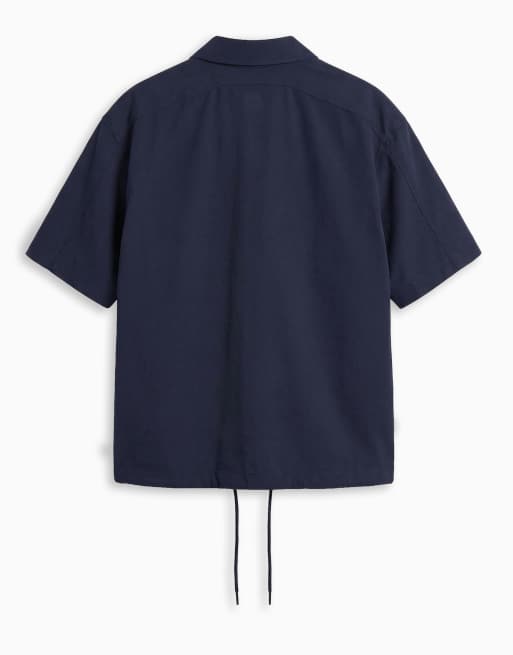 Camisa azul marino extragrande de tejido elástico en cuatro direcciones motionMAX™ de ASOS DESIGN, 2 de 7