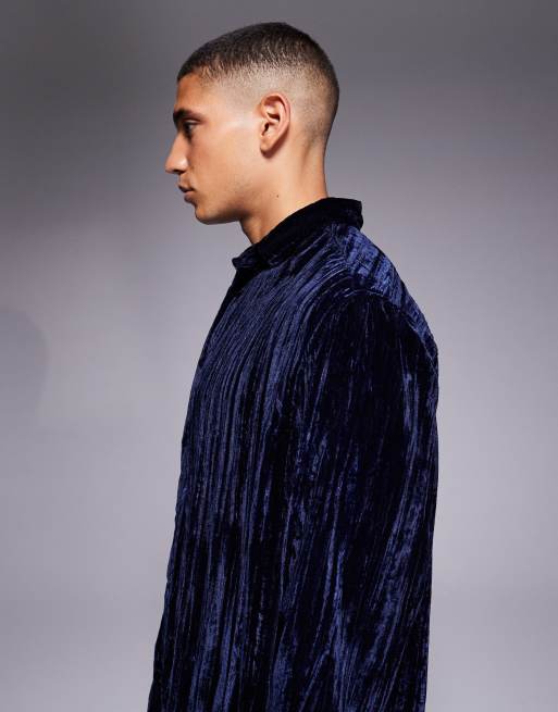 Camisa azul marino holgada de terciopelo efecto rugoso de ASOS DESIGN, 4 de 5