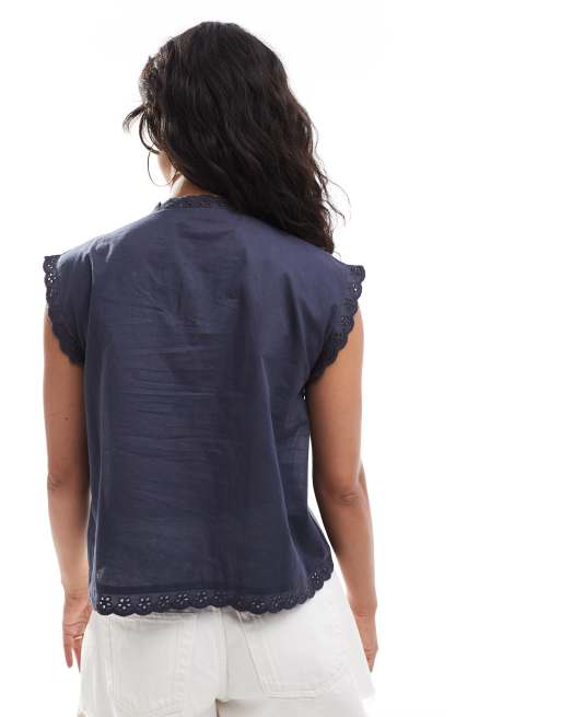 Camisa azul sin mangas con detalle de ribete de bordado inglés de ASOS DESIGN, 4 de 4