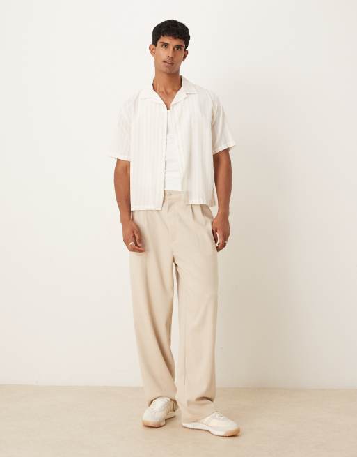 Camisa beis a rayas de manga corta de sirsaca de Abercrombie & Fitch, 2 de 5