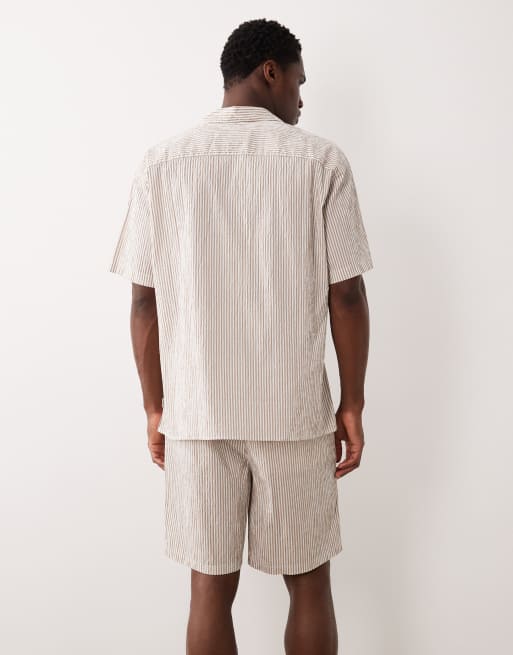Camisa beis con cuello de solapas de sirsaca de Jack & Jones (parte de un conjunto), 5 de 5