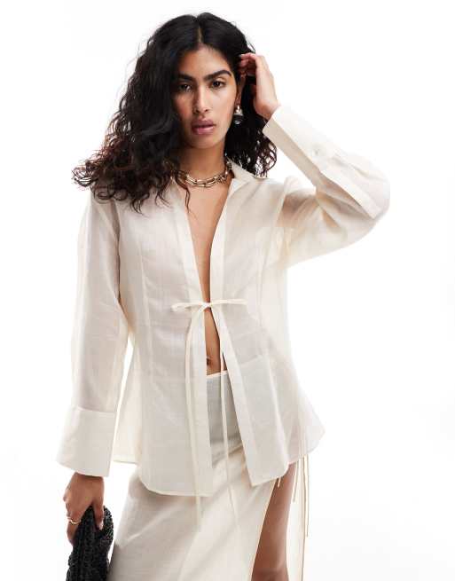 Camisa beis con lazada delantera de tejido transparente Selection de Mango (parte de un conjunto)