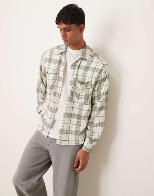 Camisa beis de corte cuadrado extragrande con estampado lavado de cuadros y cremallera de ASOS DESIGN
