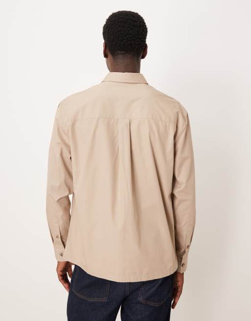 Camisa beis holgada utilitaria de ASOS DESIGN, 3 de 5