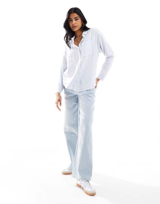 Camisa blanca a rayas azules extragrande de mezcla de lino de Hollister, 4 de 4