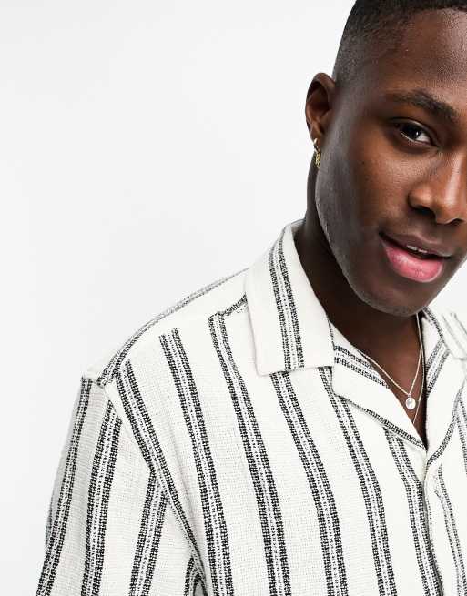 Camisa blanca a rayas entretejidas de manga corta de River Island, 4 de 4