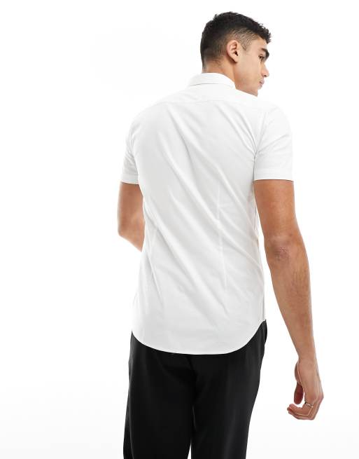 Camisa blanca ajustada de manga corta de popelina de New look, 4 de 4