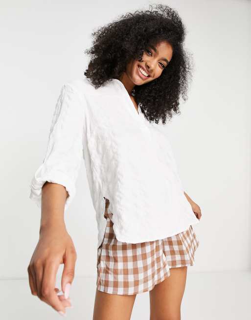 Camisa blanca cómoda de corte holgado de ASOS DESIGN