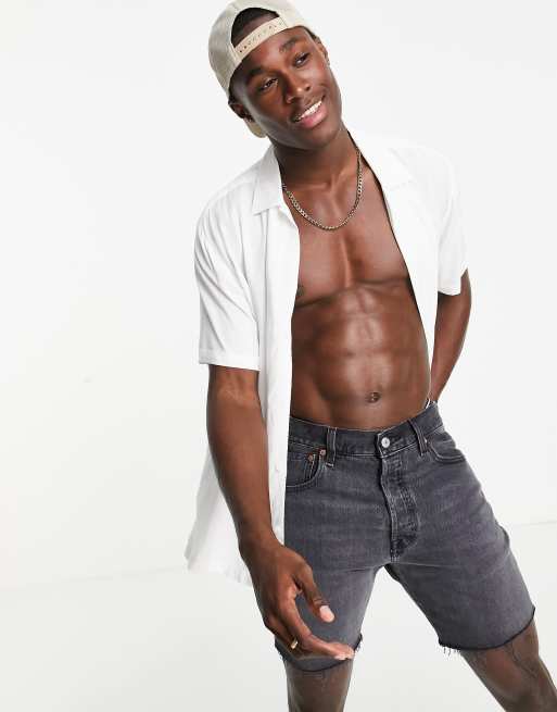 Camisa blanca con cuello de pico pronunciado de viscosa de Topman  