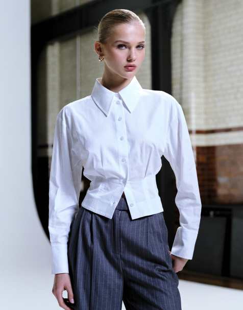 Camisa blanca con detalle de cintura sartorial de tejido rico en algodón de & Other Stories - view 1