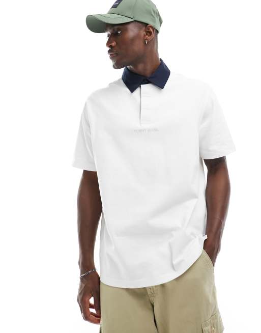 Camisa blanca de estilo rugby de corte clásico extragrande de Tommy Jeans