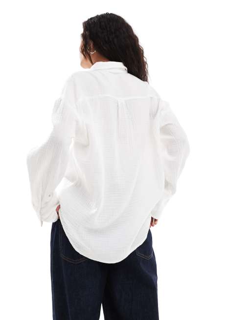 Camisa blanca de manga larga de tejido rugoso texturizado de Monki, 3 de 4