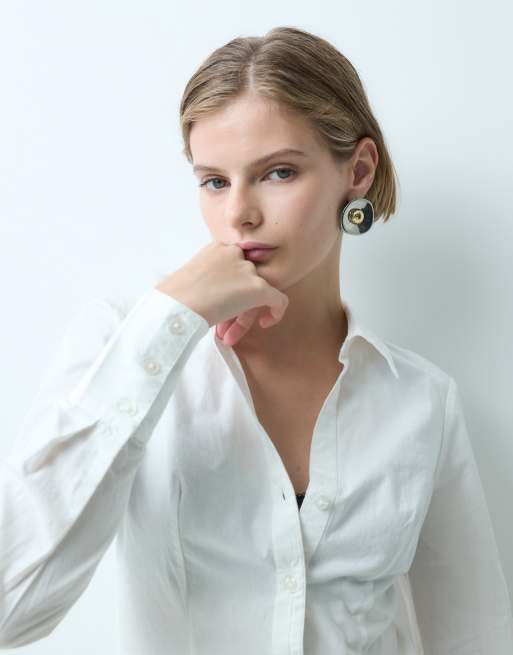 Camisa blanca entallada de manga larga de Miss Selfridge, 2 de 5