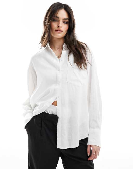 Camisa blanca extragrande de lino de Tommy Jeans