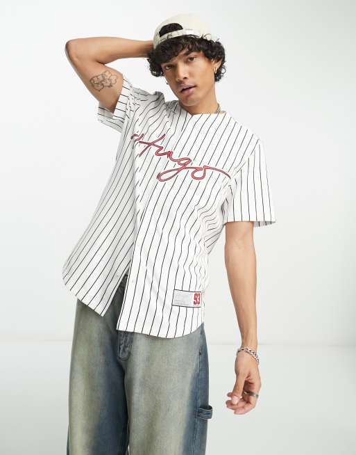 Camisa blanca holgada de manga corta de estilo béisbol Ebase de