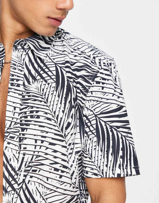 Camisa negra con palmeras blancas hotsell