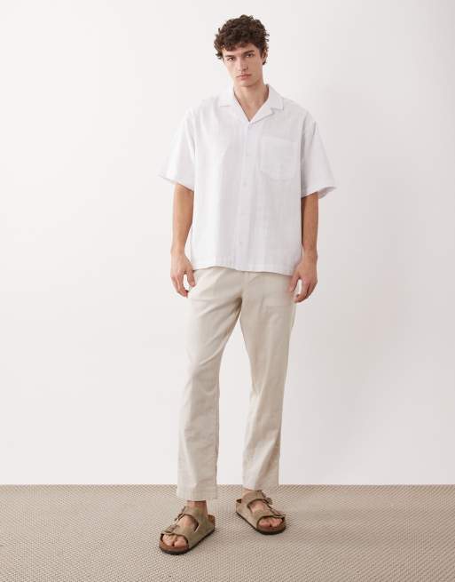 Camisa blanco hueso extragrande con estampado de fruta en la espalda de ASOS DESIGN, 2 de 5