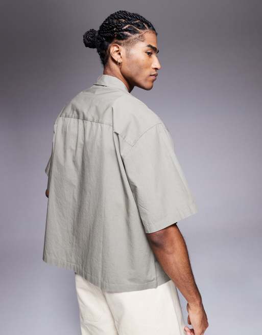 Camisa caqui de corte cuadrado extragrande con bolsillos ocultos de ASOS DESIGN, 3 de 4