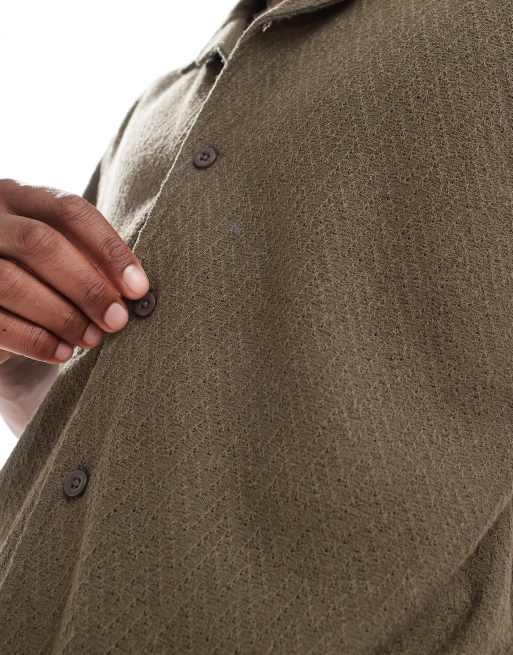 Camisa caqui de manga corta de tejido texturizado de Threadbare, 4 de 4